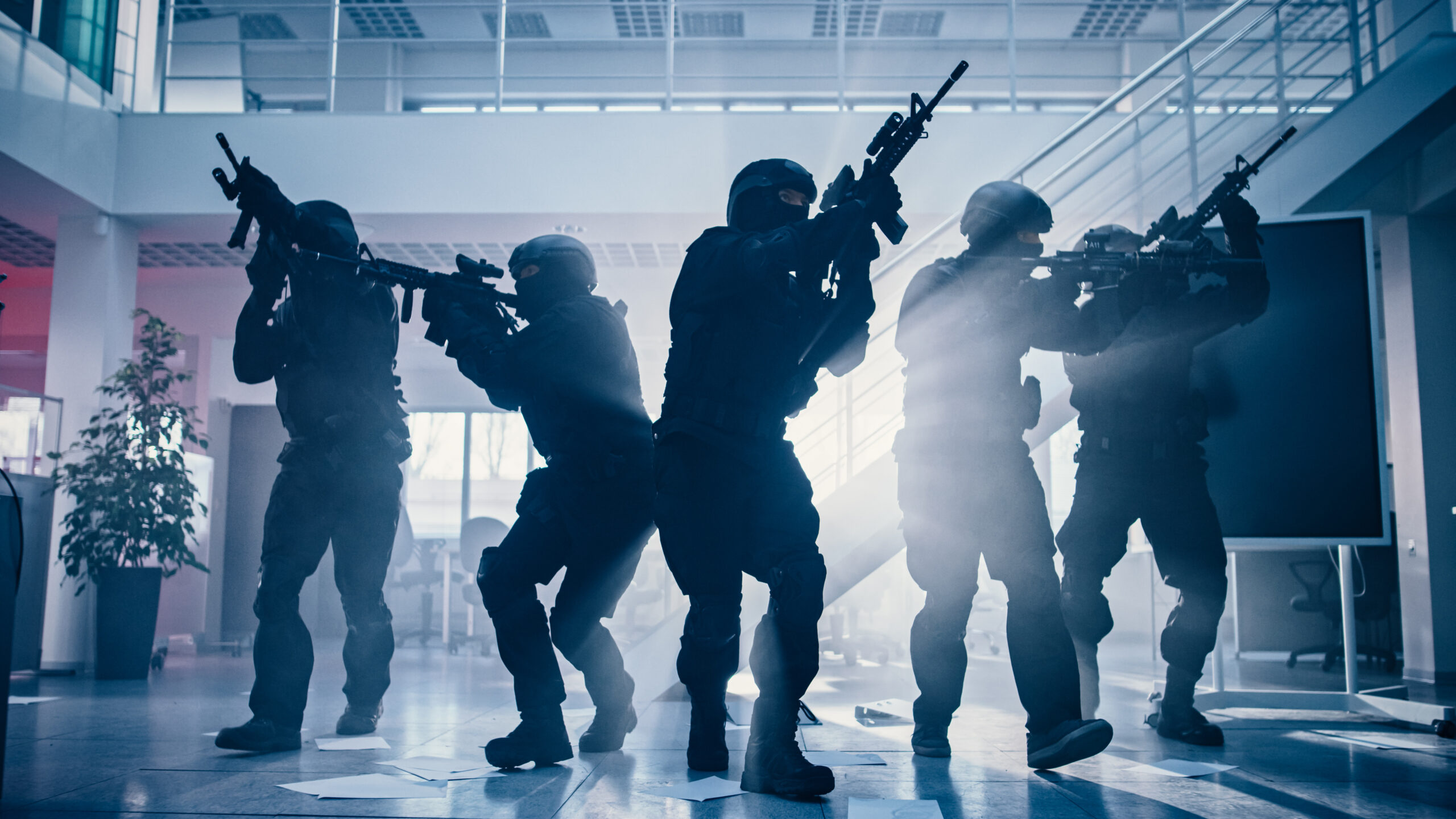 Poprawa bezpieczeństwa z ryzykiem ograniczenia wolności