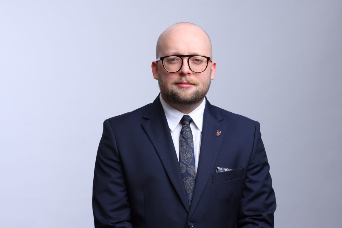 Postępowanie karne za cytowanie Biblii – kolejny esej z cyklu poświęconego mowie nienawiści