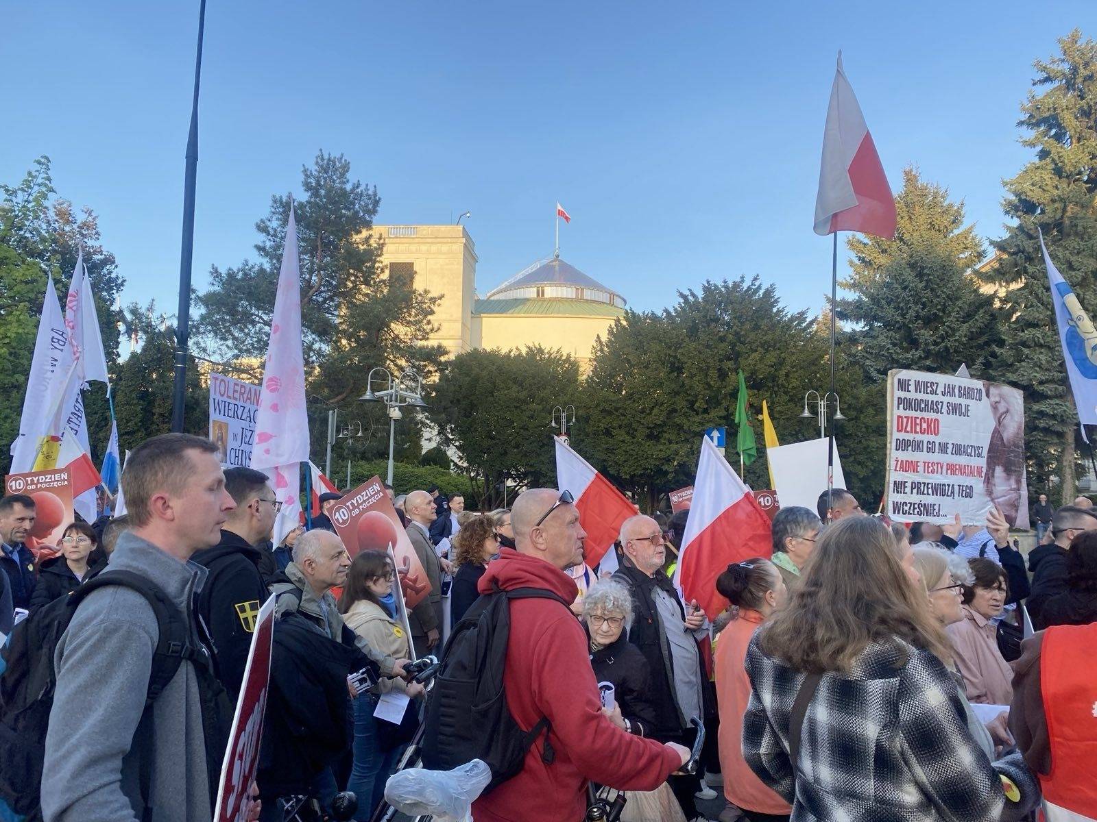 Sejm zignorował Konstytucję i przyjął w pierwszym czytaniu 4 projekty aborcyjne do dalszych prac