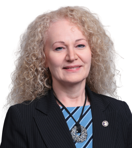 Monika Leszczynska - zdjęcie profilowe bez tła 1