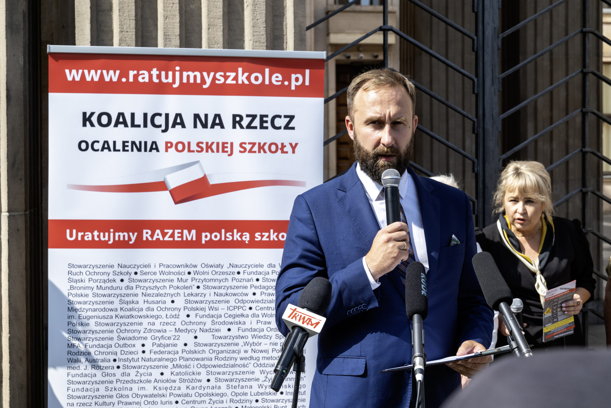 Sprzeciw wobec planów MEN dotyczących m.in. wprowadzenia elementów edukacji seksualnej w polskich szkołach – konferencja prasowa Koalicji na Rzecz Ocalenia Polskiej Szkoły
