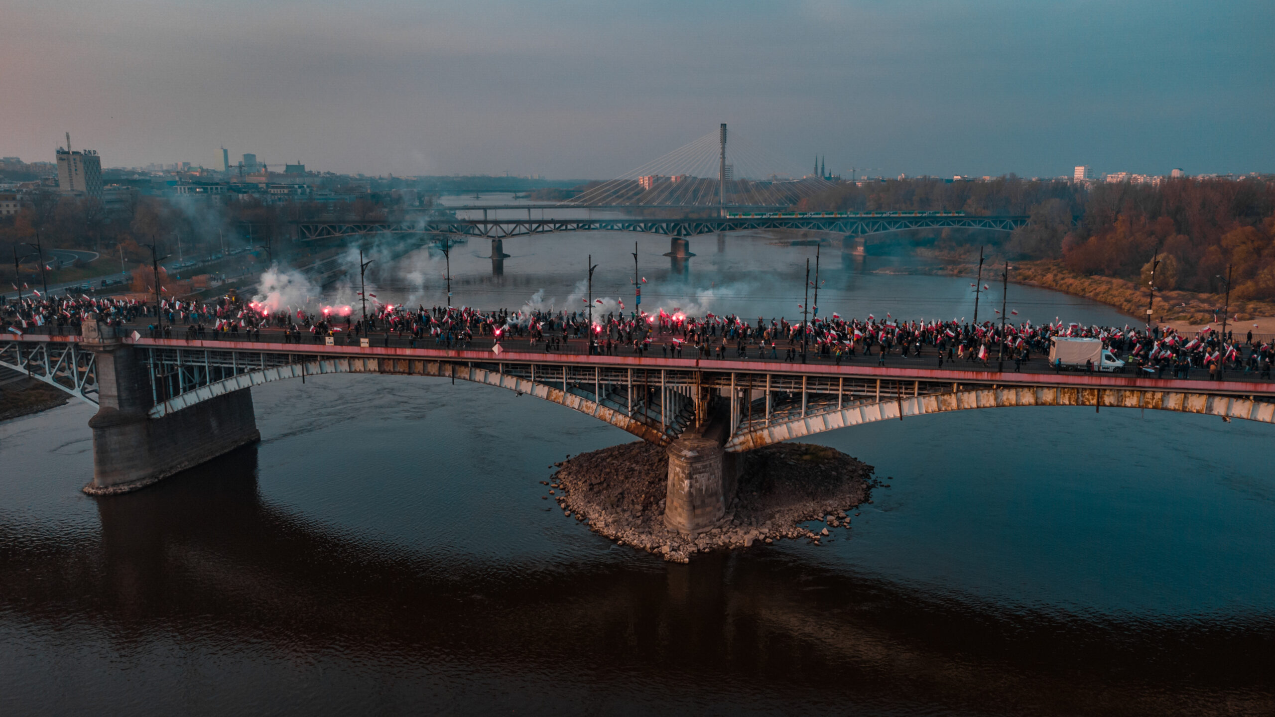 Marsz Niepodległości legalny – prezydent Warszawy ugiął się pod presją
