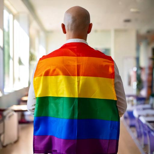 Ofensywa lobby LGBT w polskich szkołach. Ordo Iuris oraz Centrum Życia i Rodziny reagują na „Tęczowy Piątek”