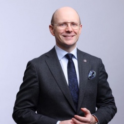 Jerzy Kwaśniewski: Pomóż nam zebrać 100 tys. podpisów, by ochronić młode pokolenie Polaków