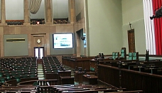 First reading of the draft bill on gender harmonization withdrawn from 46th session of the Sejm