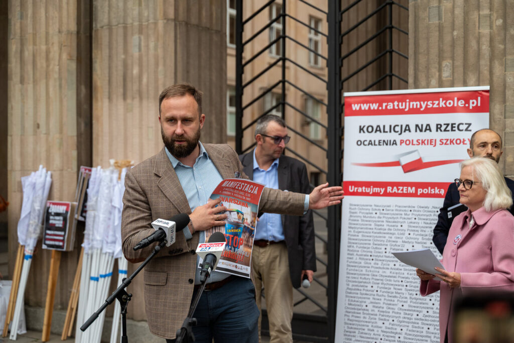 Konferencja prasowa przy MEN