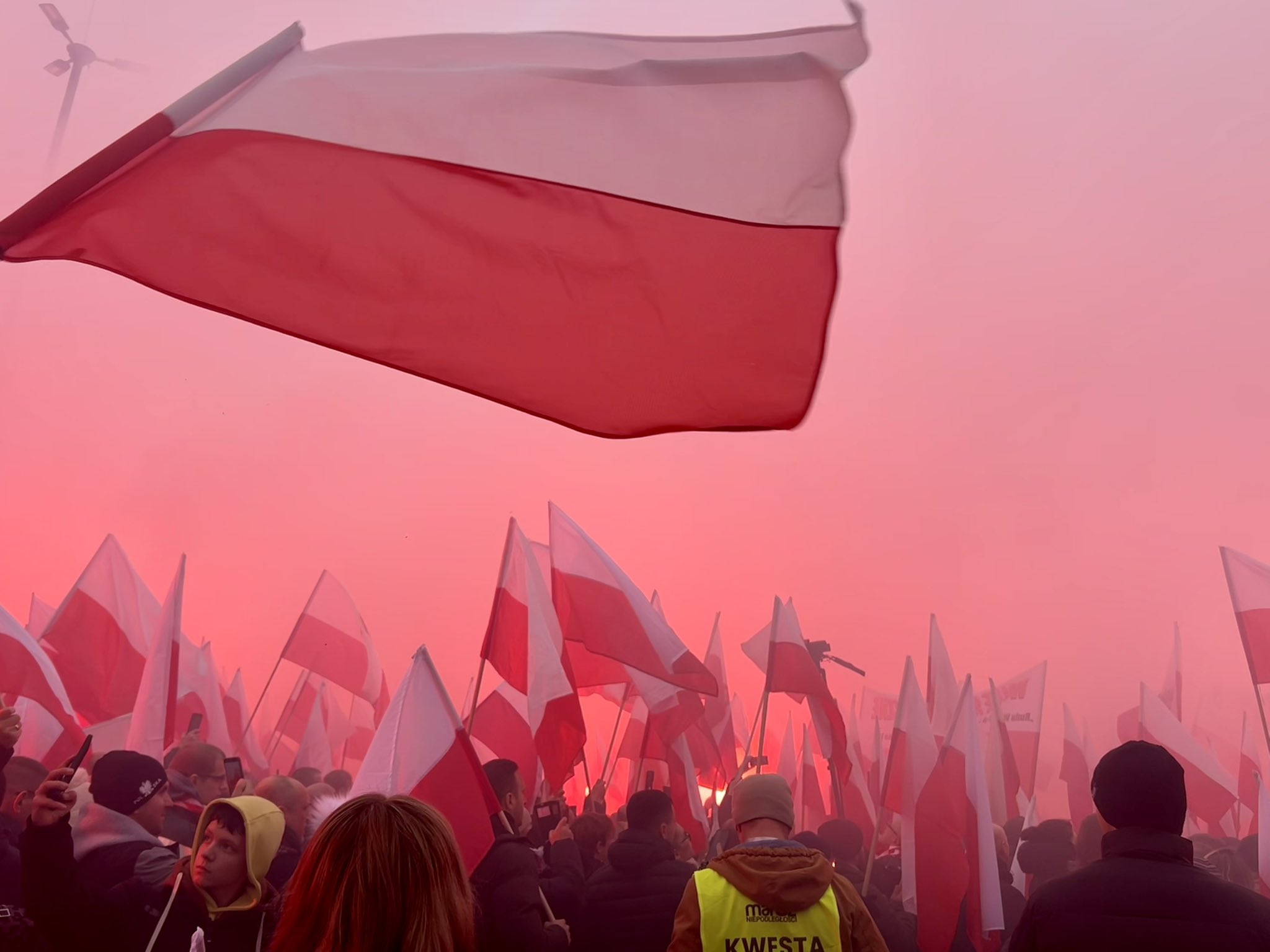 Warsaw’s most peaceful and largest Independence March ever – a report by Ordo Iuris observers
