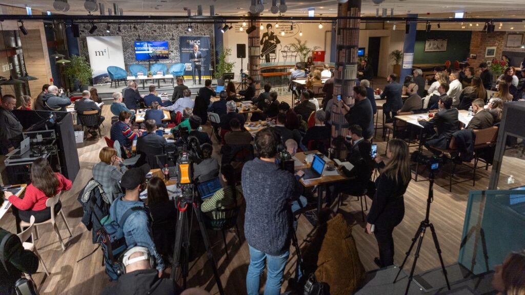 Panel na temat raportu węgierskiego Mathias Corvinus Collegium